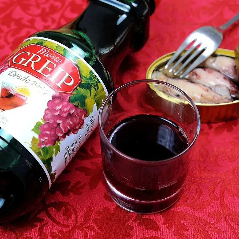 Mosto de Uva Tinto Greip