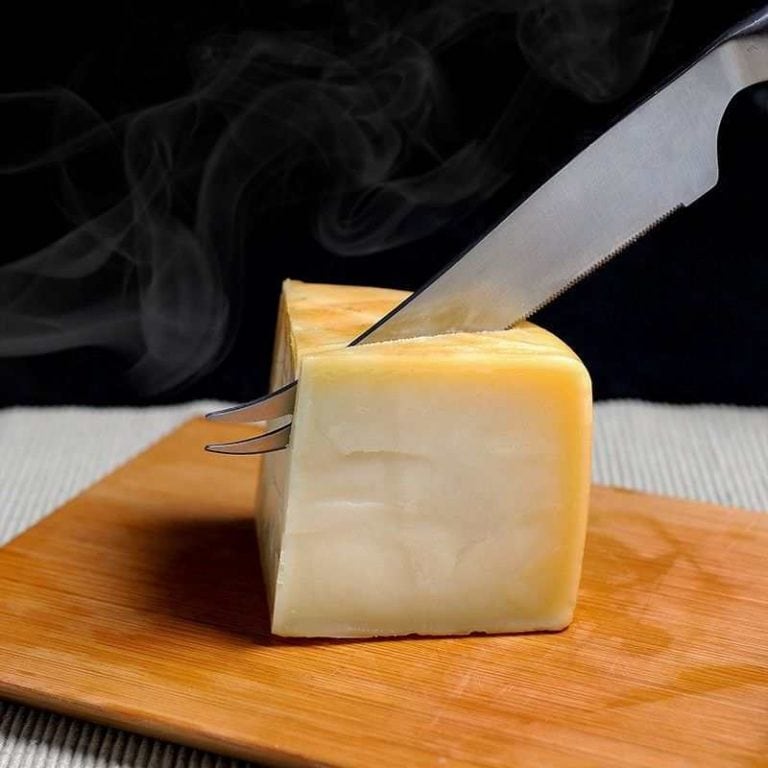 Queso Manchego Semicurado, Una Delicia Perfecta - Gastronomic Spain